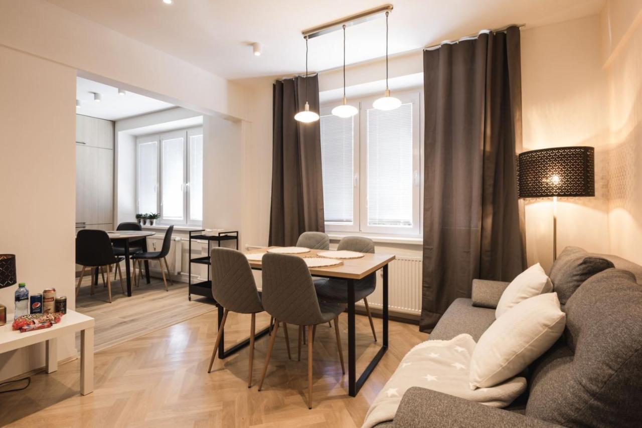Flexihome Sk - Tolsteho - Free Parking On The Street - 2 Bedrooms コシツェ エクステリア 写真